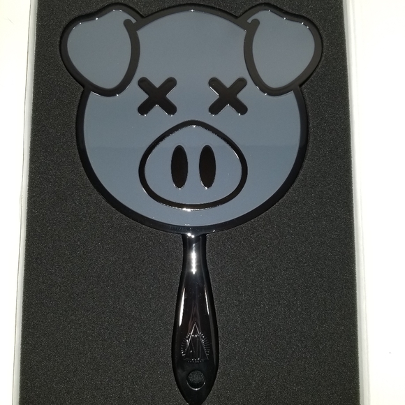 Jeffree Star Other - 🆕️Jeffree Star X Shane Dawson, Black Pig Mirror